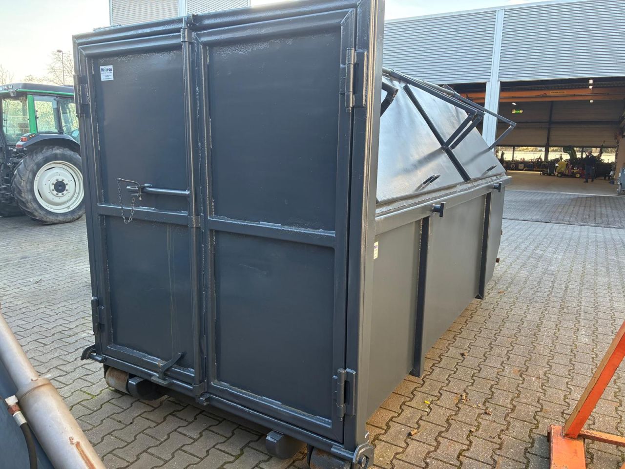 Moocon afvalhuis met haakarm systeem