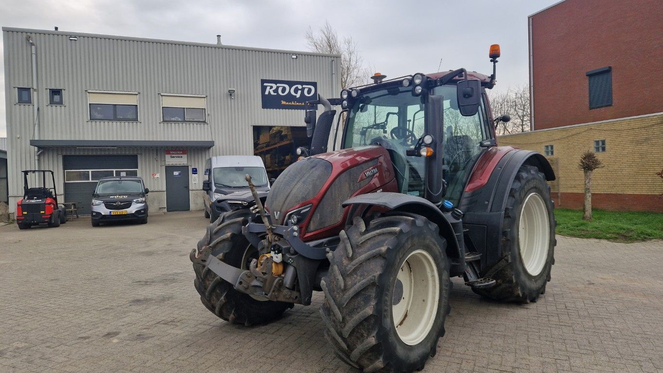 Valtra N154e Direct