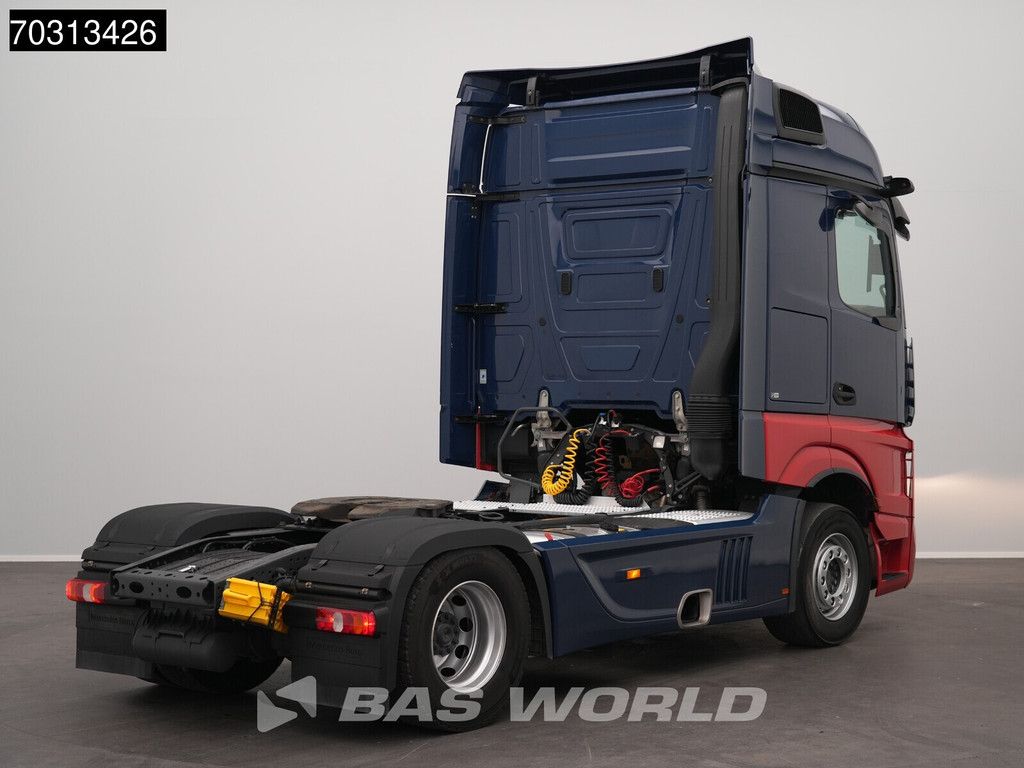 Mercedes Actros 1846 4X2 Bigspace Retarder 2xTanks Mirrorcam Navi