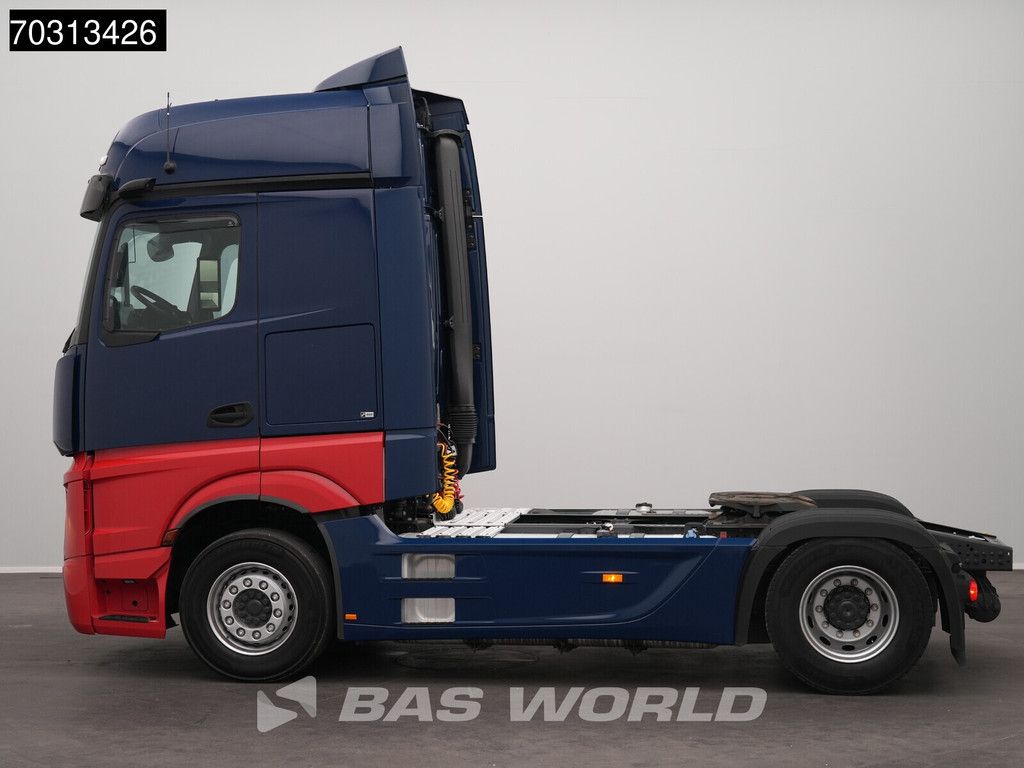 Mercedes Actros 1846 4X2 Bigspace Retarder 2xTanks Mirrorcam Navi