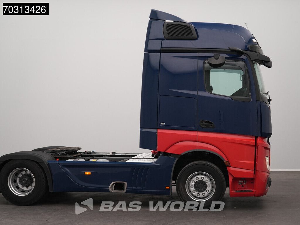 Mercedes Actros 1846 4X2 Bigspace Retarder 2xTanks Mirrorcam Navi