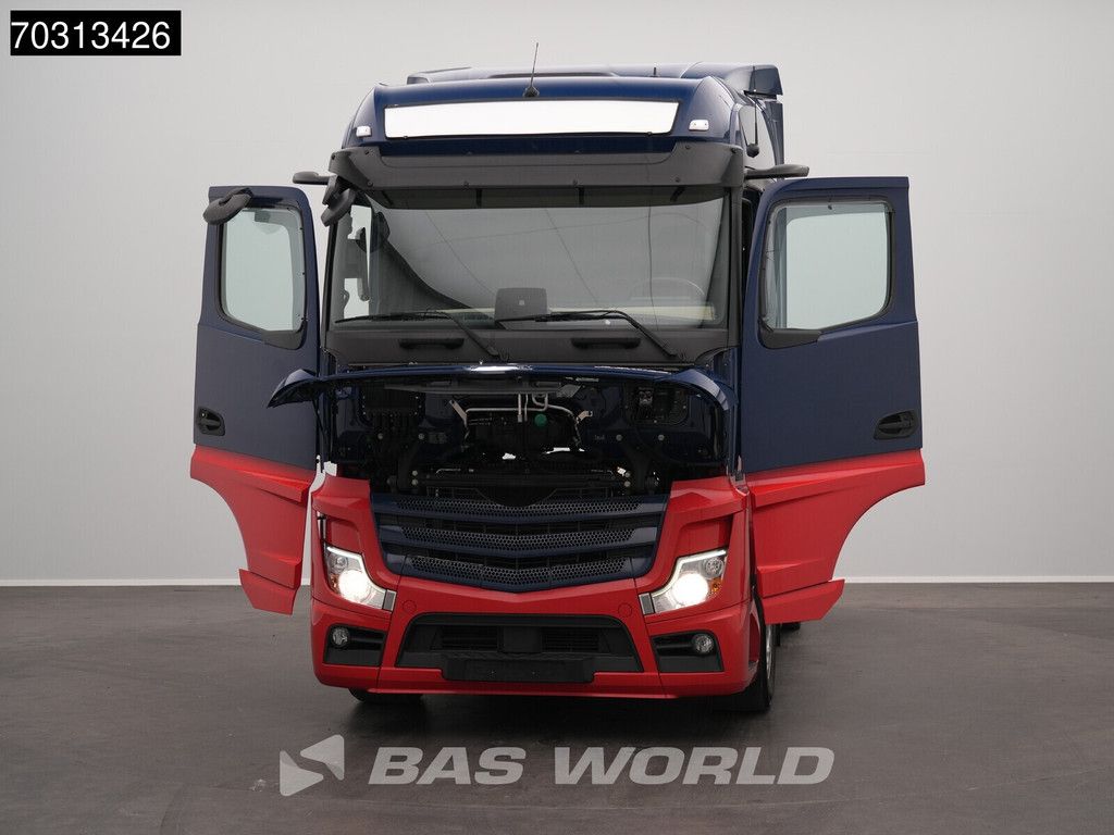 Mercedes Actros 1846 4X2 Bigspace Retarder 2xTanks Mirrorcam Navi