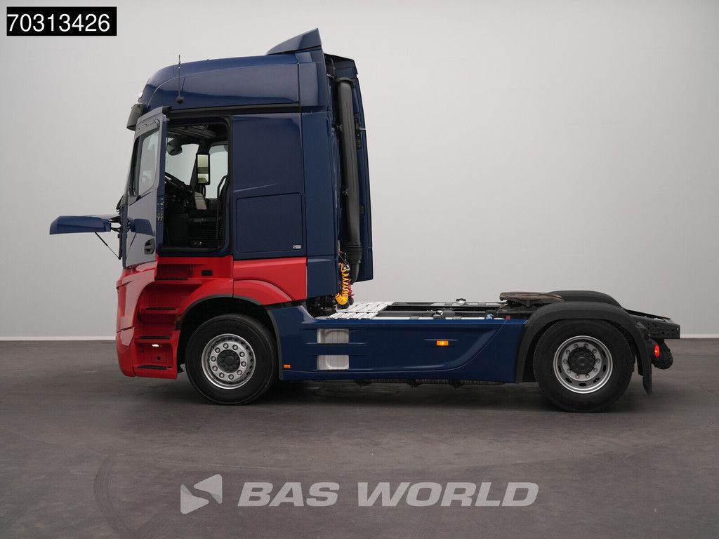 Mercedes Actros 1846 4X2 Bigspace Retarder 2xTanks Mirrorcam Navi