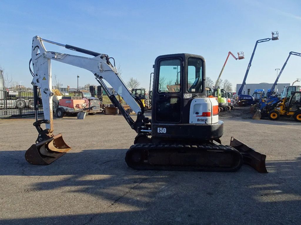Bobcat E50