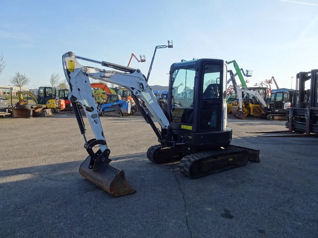 Bobcat E26EM