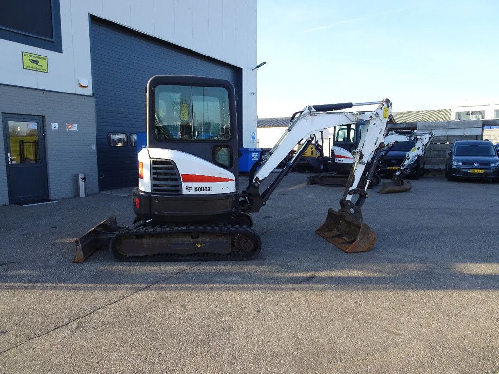 Bobcat E26EM