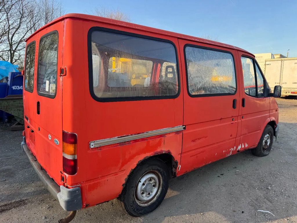 Ford Transit **2500DIESEL**