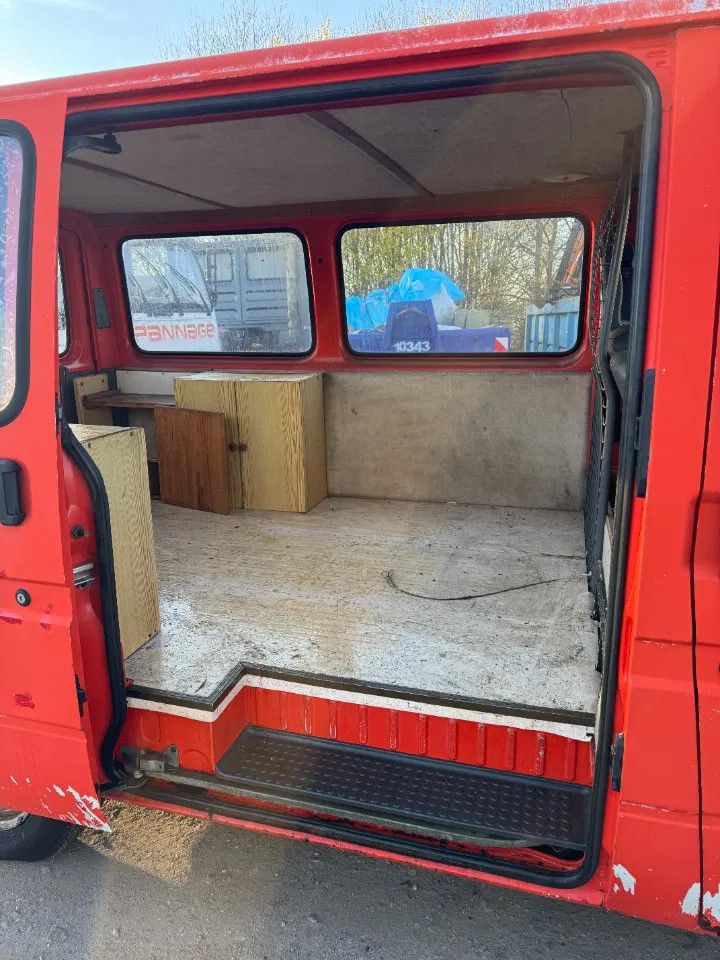 Ford Transit **2500DIESEL**