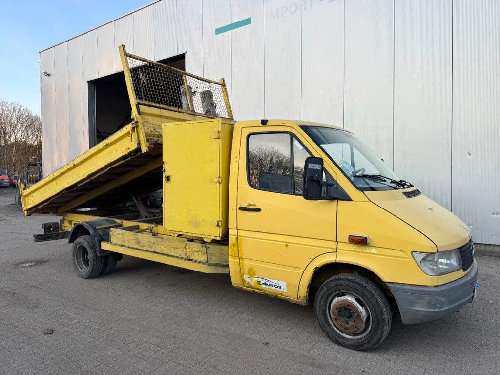 Mercedes-Benz Sprinter **410D-5CYLINDER-MANUAL PUMP**