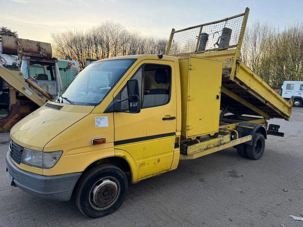 Mercedes-Benz Sprinter **410D-5CYLINDER-MANUAL PUMP**