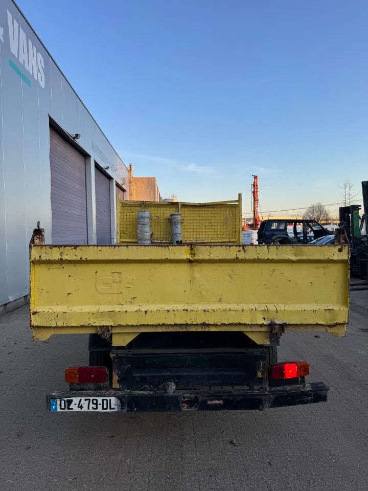 Mercedes-Benz Sprinter **410D-5CYLINDER-MANUAL PUMP**