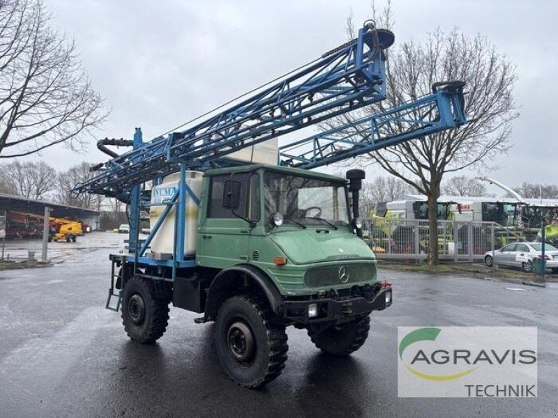 Benz UNIMOG 427/10 + Inuma Aufbauspritze Typ 2024