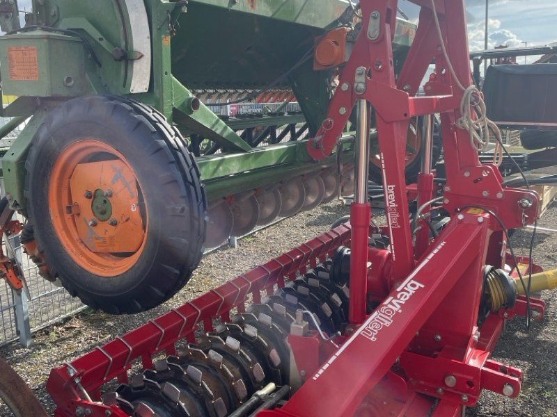 Amazone D8 Super