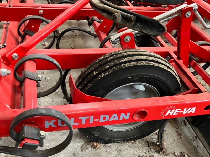 HE-VA Kulti-Dan Såbedsharve 6,4mtr