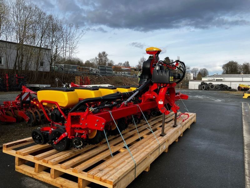 Väderstad TEMPO 8
