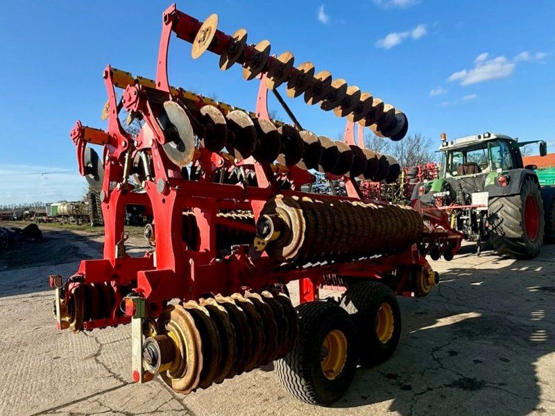 Väderstad Carrier CR820 Single SteelRunner