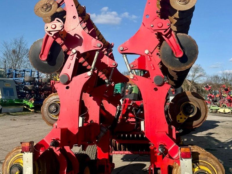 Väderstad Carrier CR820 Single SteelRunner