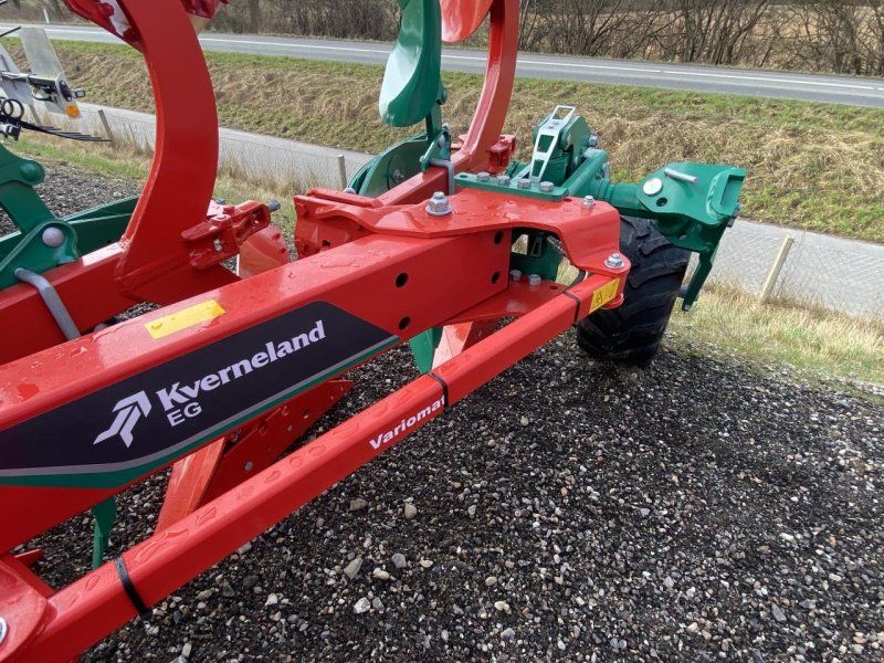 Kverneland 100/300