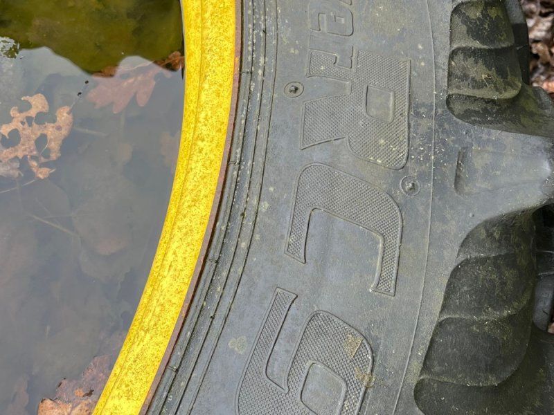 270/95 R48