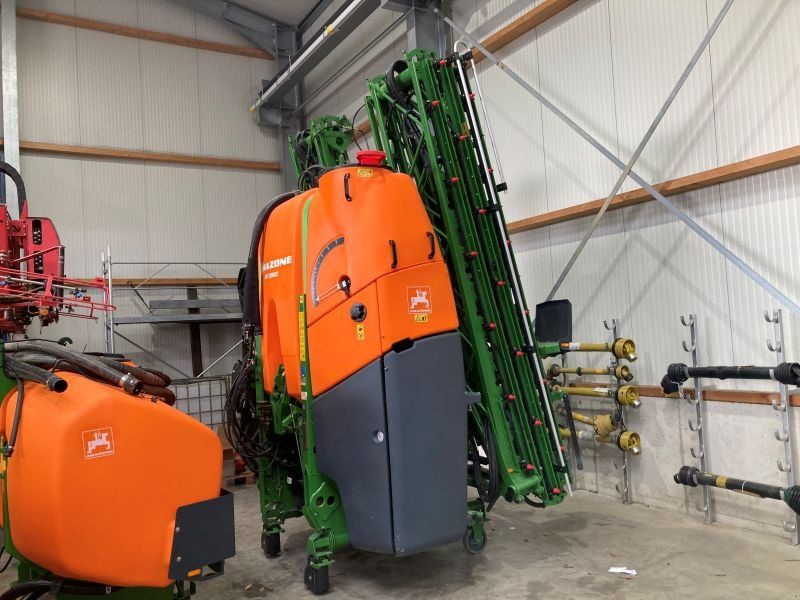 Amazone UF 2002 + FRONTTANK 1500