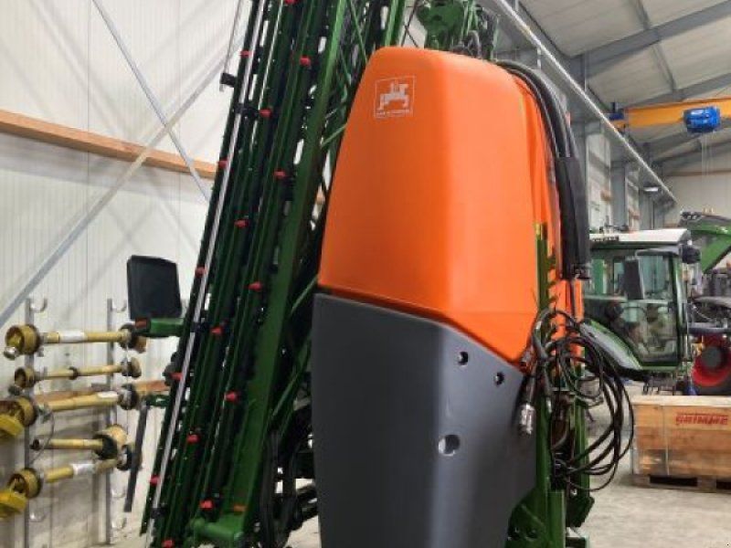 Amazone UF 2002 + FRONTTANK 1500