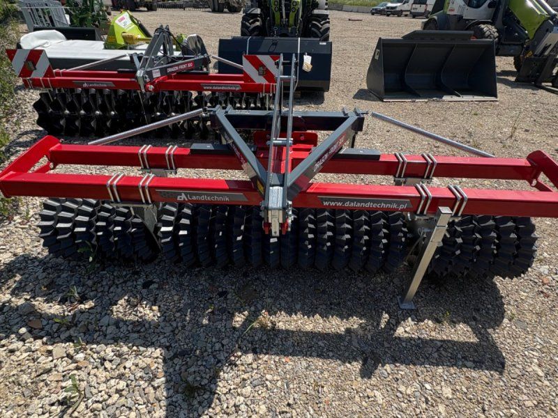 DA Landtechnik Dragon Front 300 Prisma
