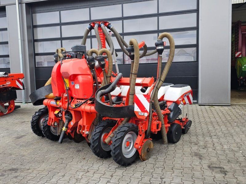 Kuhn Maxima 3 TIL E mit Fronttank