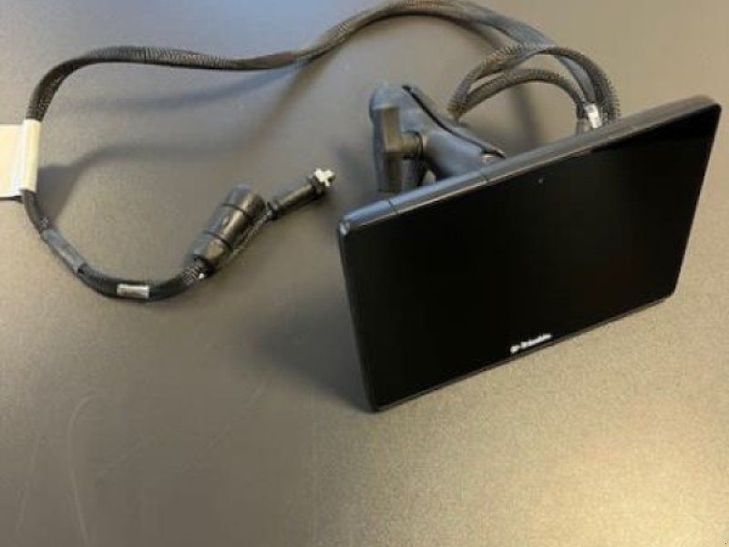 Claas TRIMBLE GFX 750  NAV 900