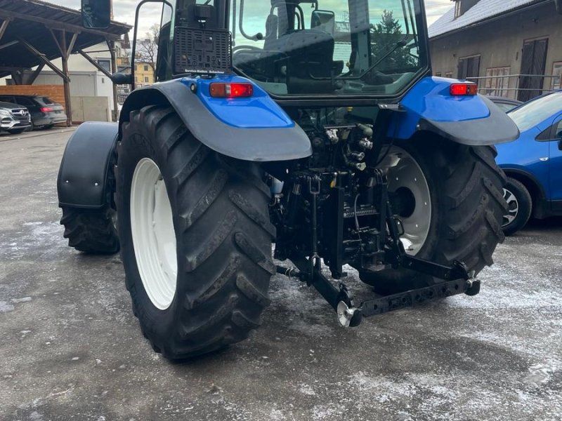 New Holland T5040
