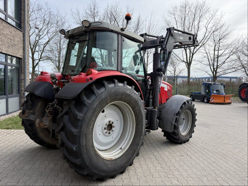 Massey Ferguson 5475 Dyna-4
