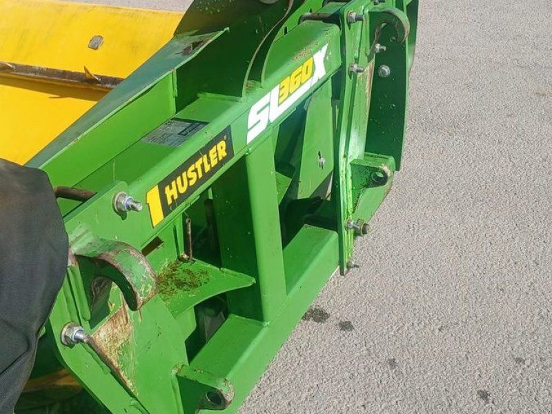 Hustler SL360X