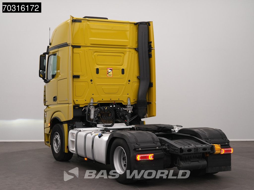 Mercedes Actros Actros L 1845 4X2 GigaSpace 2xTanks Standklima Navi
