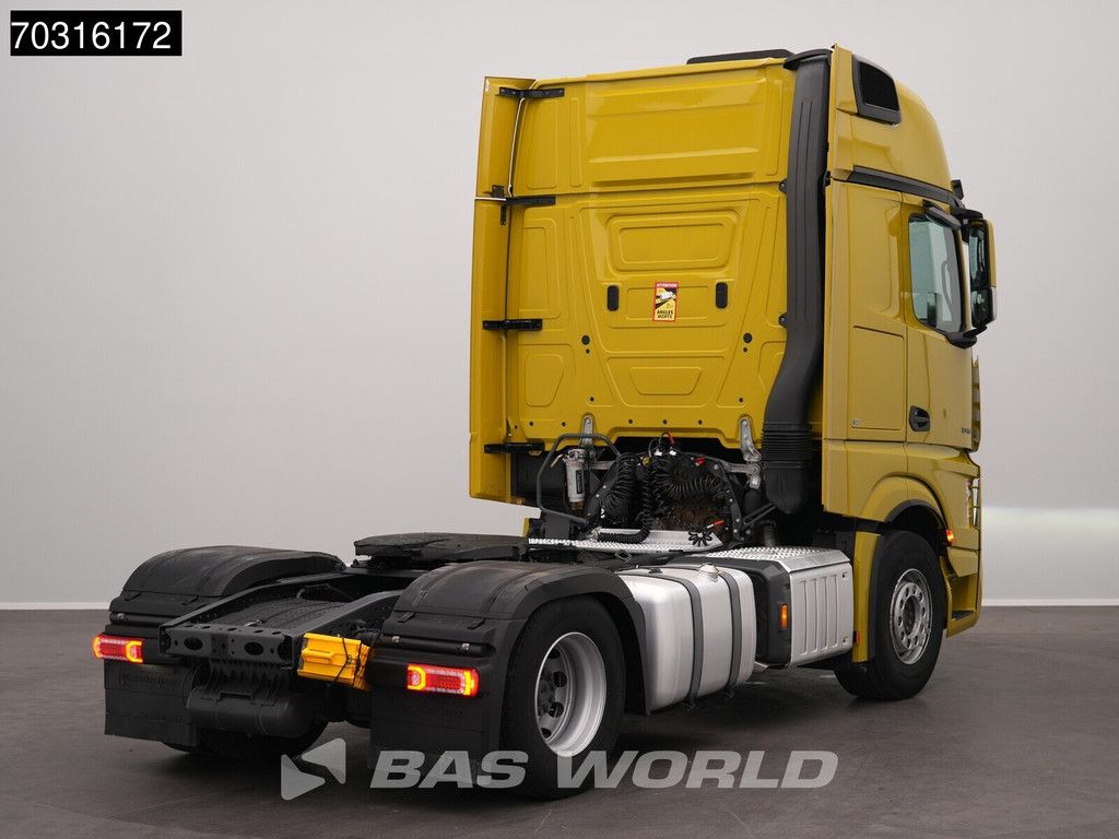 Mercedes Actros Actros L 1845 4X2 GigaSpace 2xTanks Standklima Navi