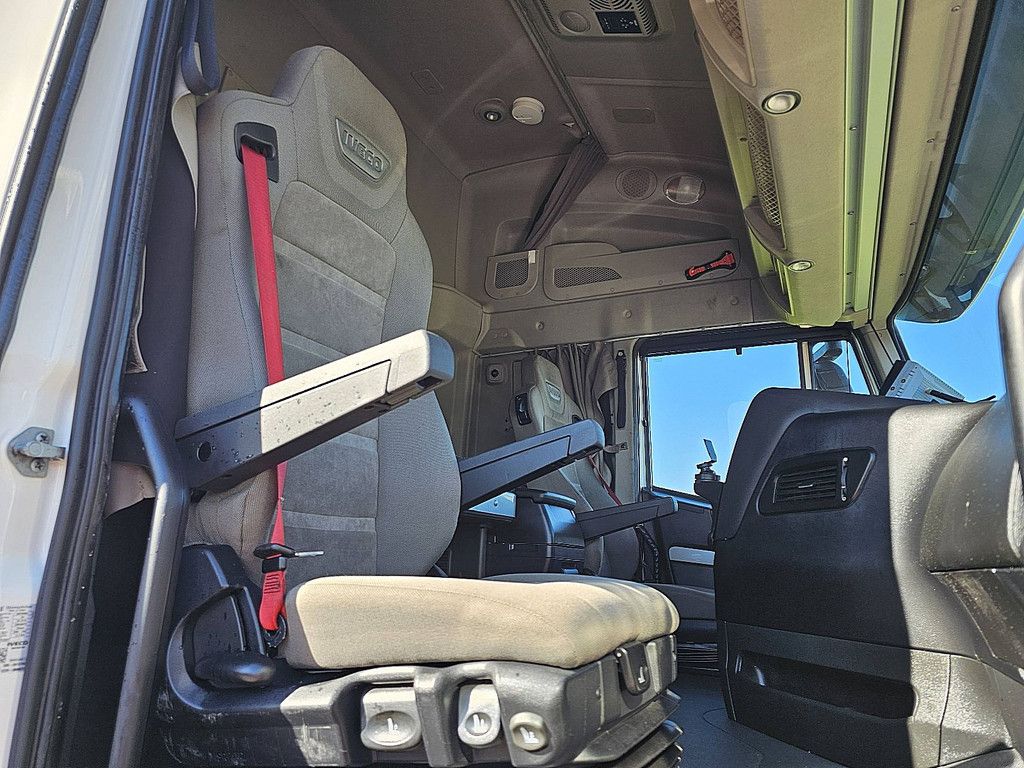 IVECO AS260S42 STRALIS