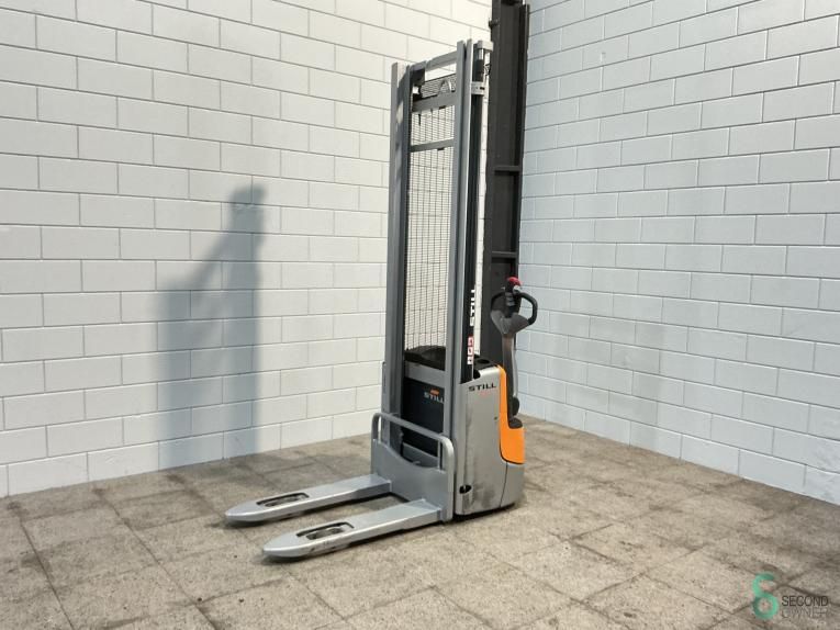 Stackers Electric Still EXV10 2022 Hours 1