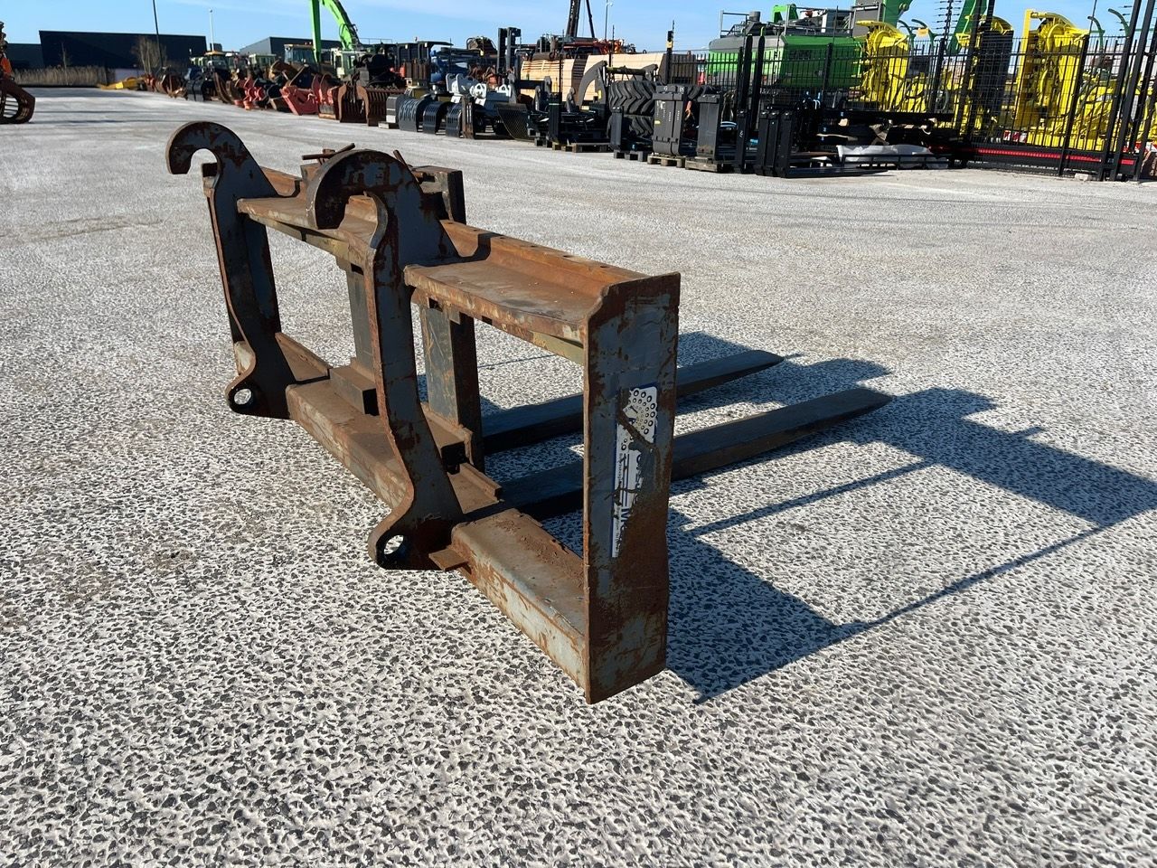 Palletvorken Volvo 200cm x 150cm Volvo aansl