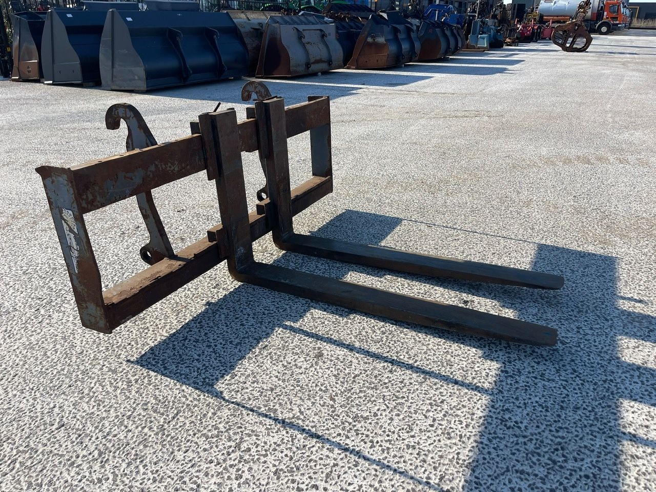 Palletvorken Volvo 200cm x 150cm Volvo aansl