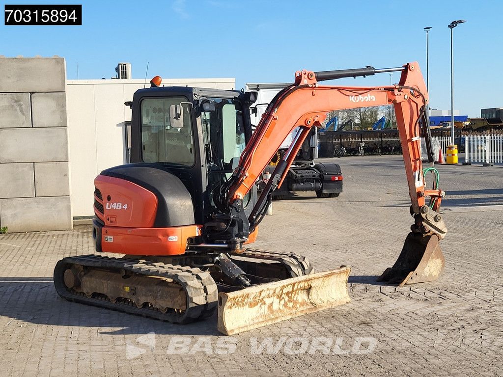 Kubota U48-4