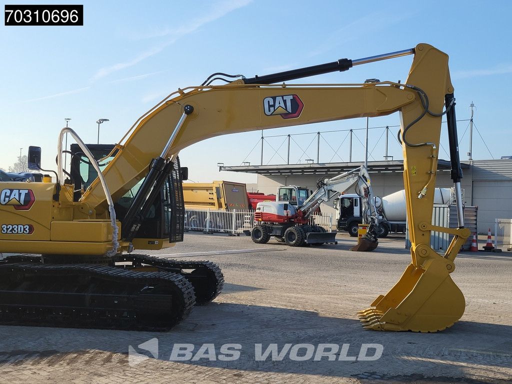 Caterpillar 323 D3