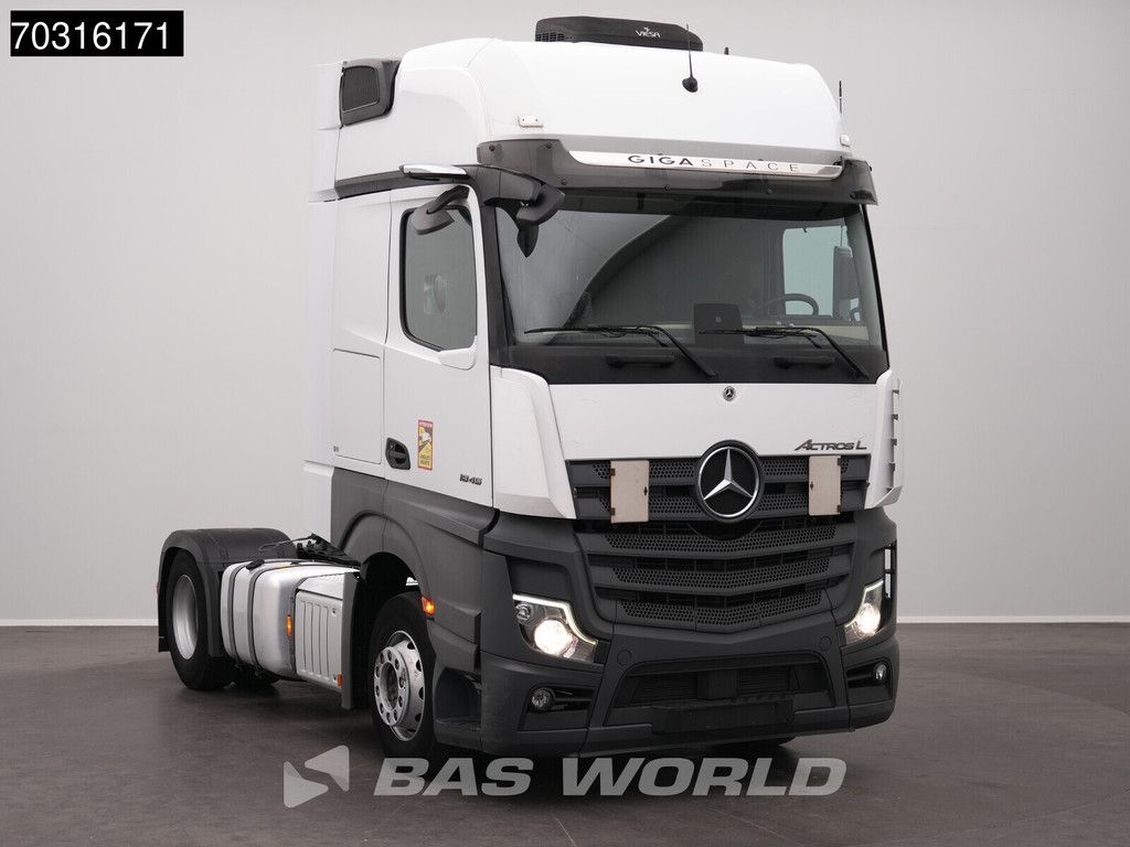 Mercedes Actros Actros L 1845 4X2 GigaSpace 2xTanks Standklima Navi