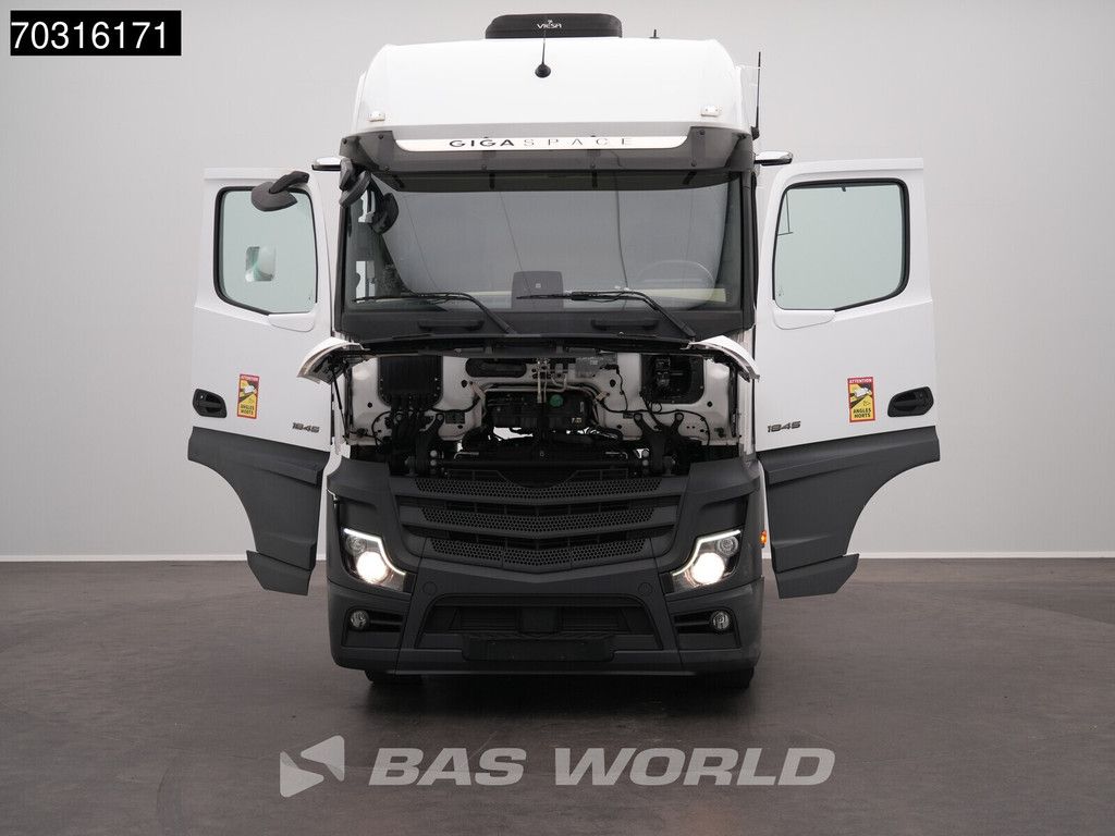 Mercedes Actros Actros L 1845 4X2 GigaSpace 2xTanks Standklima Navi