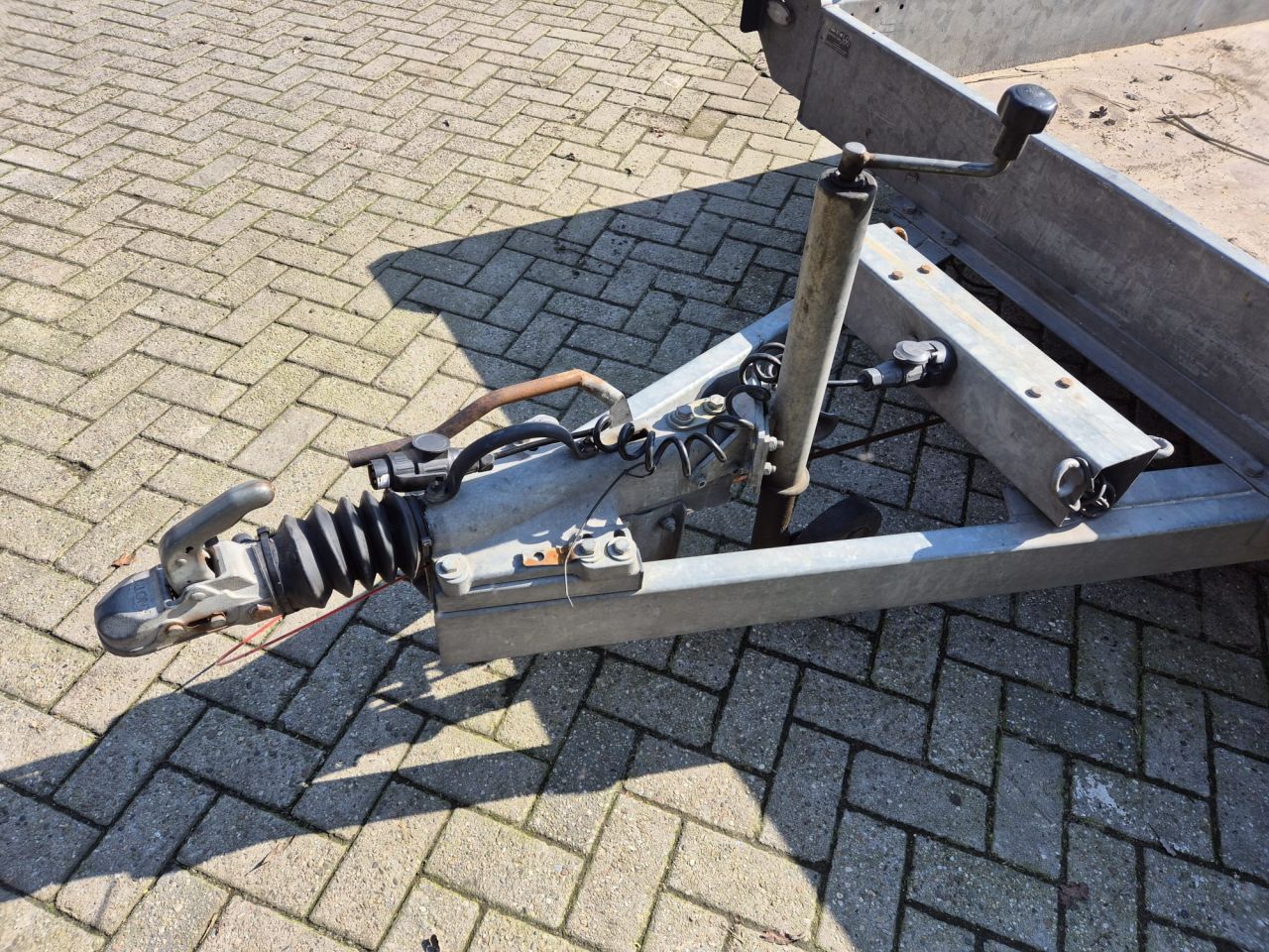 Machinetransporter 2020 /3x1500kg assen