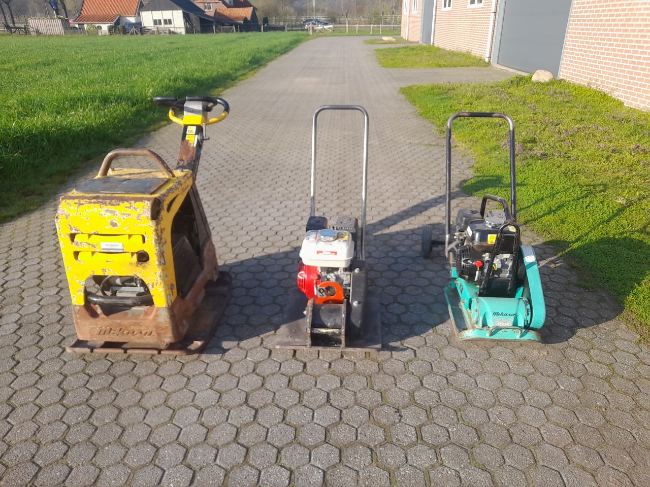 Mikasa diesel trilplaat Dynapac benzine trilplaat