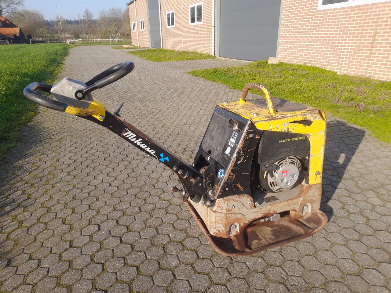 Mikasa diesel trilplaat Dynapac benzine trilplaat