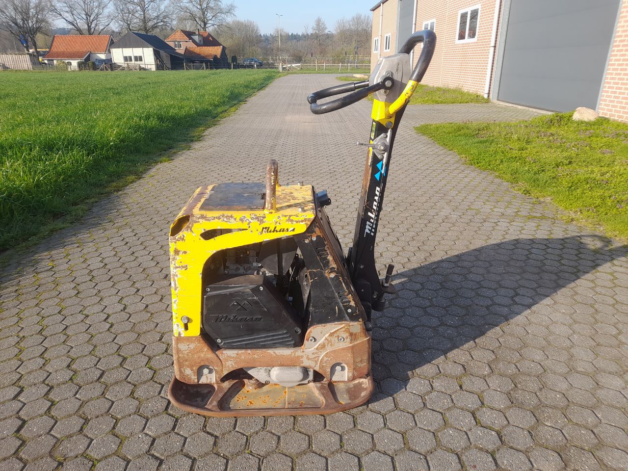 Mikasa diesel trilplaat Dynapac benzine trilplaat