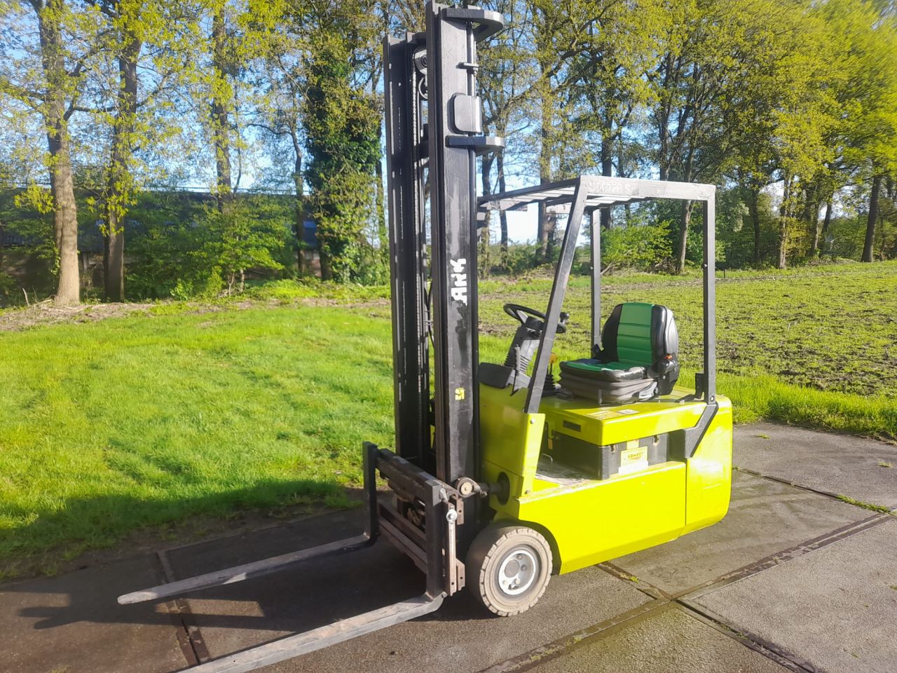Clark Elektrische heftruck €1750,-