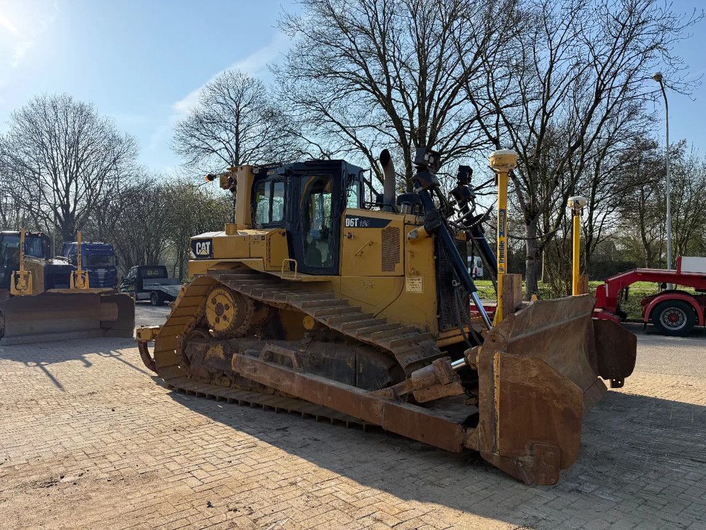 Caterpillar D6T 3D leica gps system new uc10500H Engine overhauled 10500H