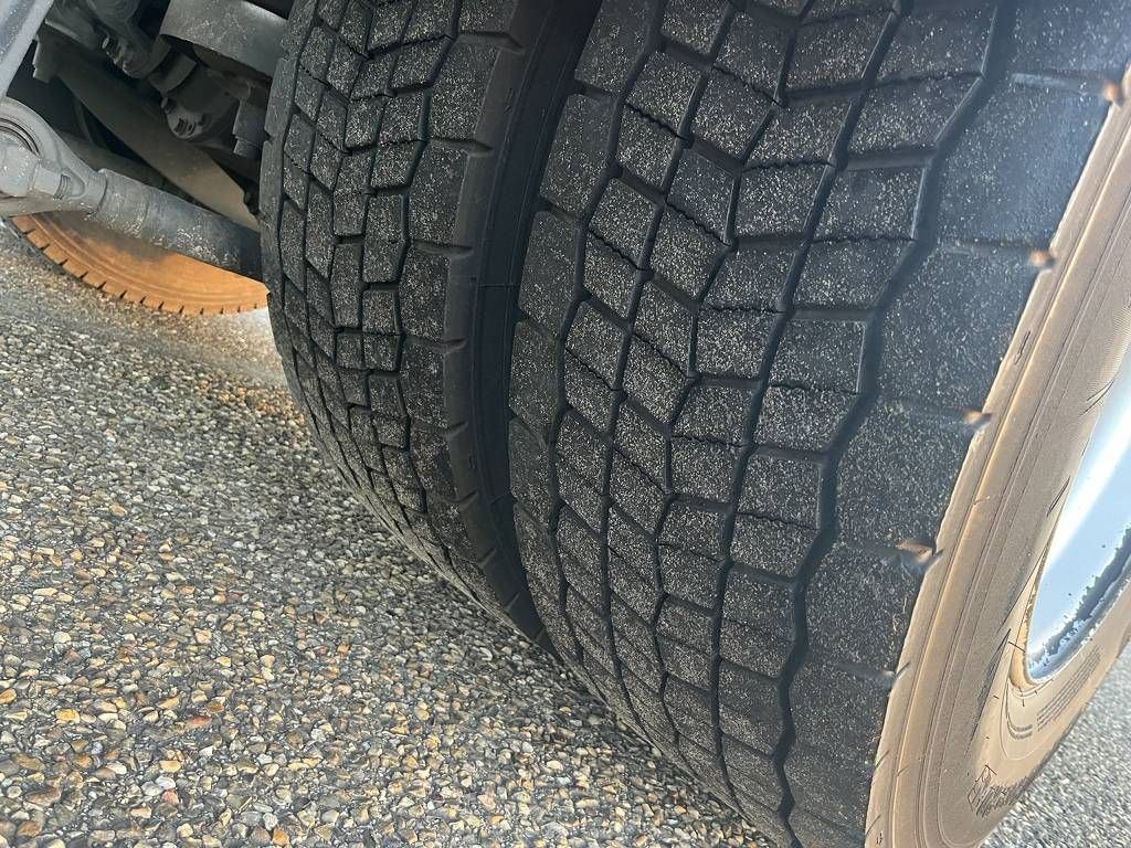 DAF CF230FA 4x2 Diesel Box Truck 234hp 2017