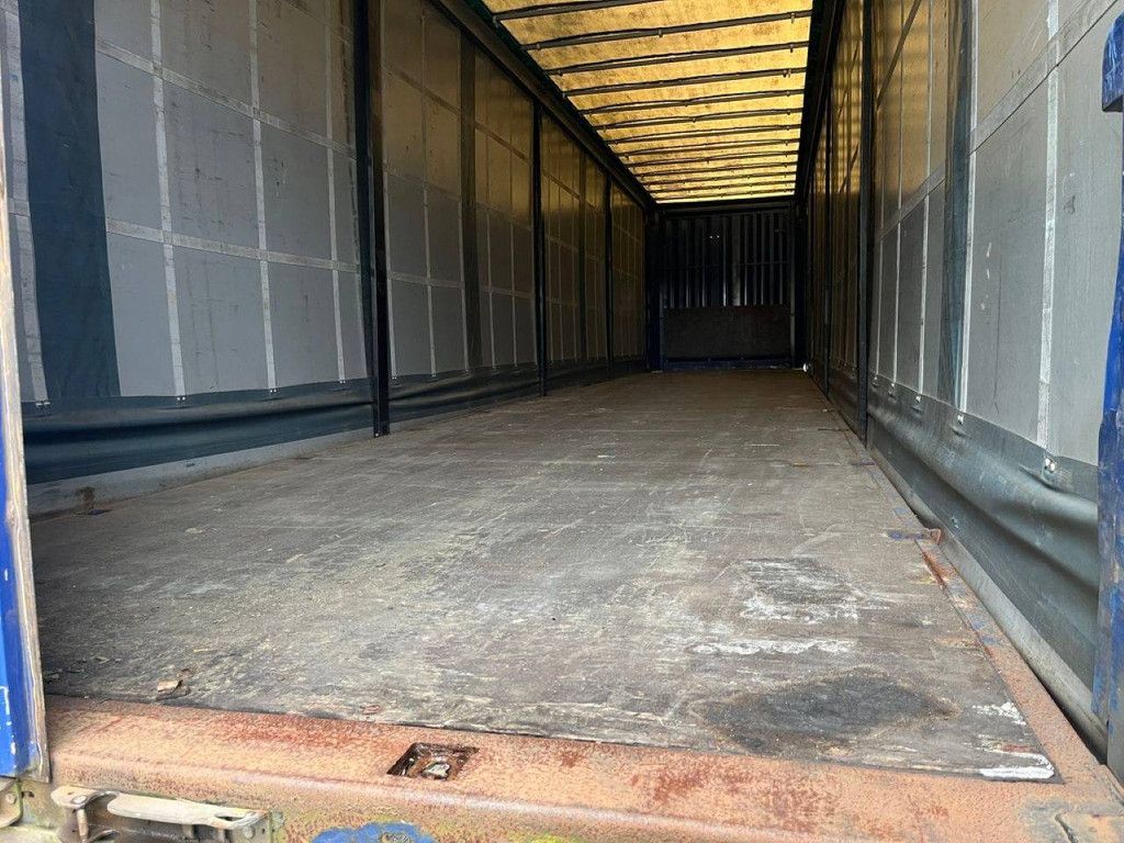 Krone SD 2008 curtain-sided semi-trailer