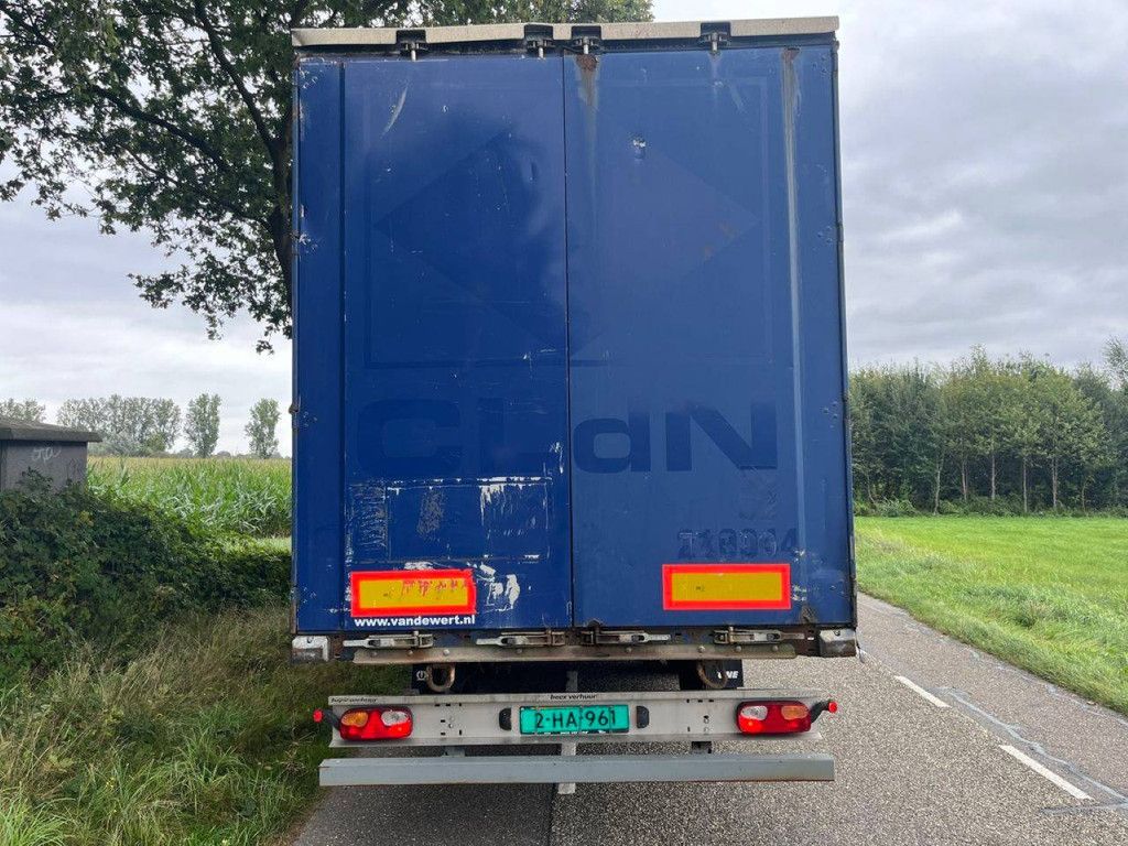 Krone SD 2008 curtain-sided semi-trailer